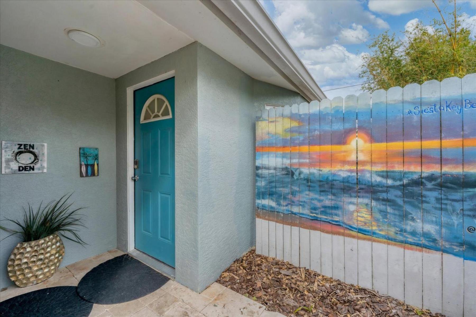 Beach Cottage With Heated Pool Just Off Siesta Key Sarasota Bagian luar foto