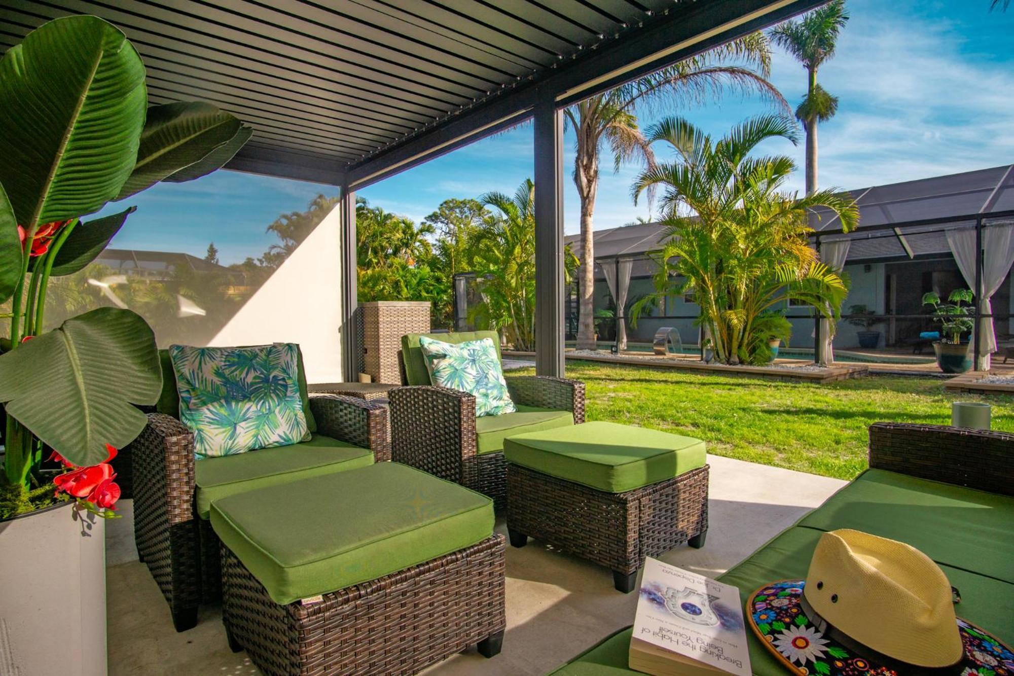Beach Cottage With Heated Pool Just Off Siesta Key Sarasota Bagian luar foto